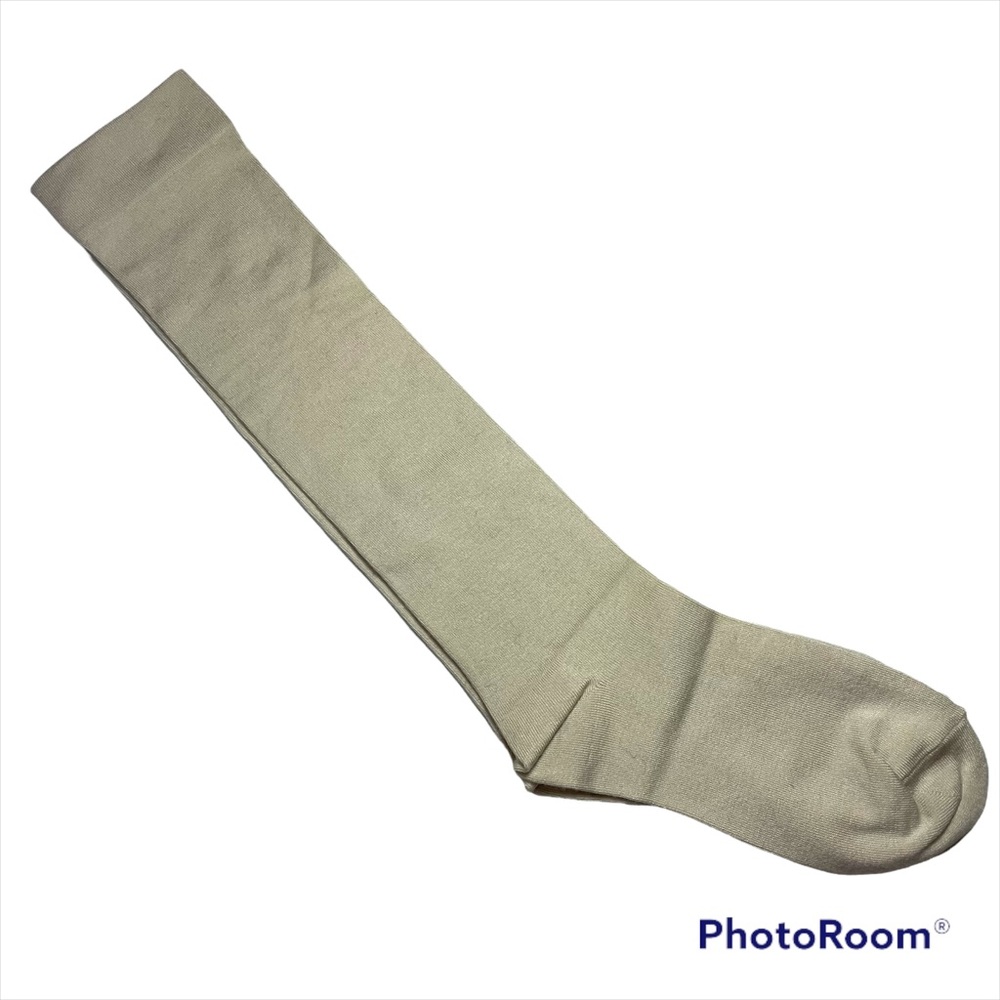 NWOT cream color micro modal knee high socks Size 9-11